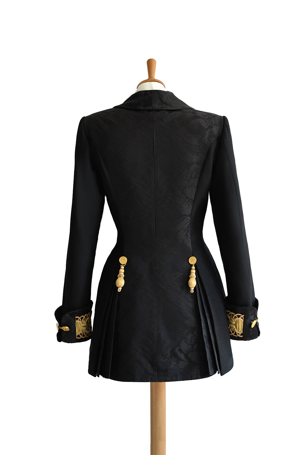 Gainsborough No.2 in Black and Gold back view