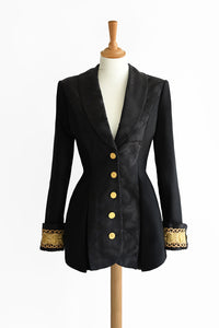 Gainsborough No.2 in Black and Gold front view