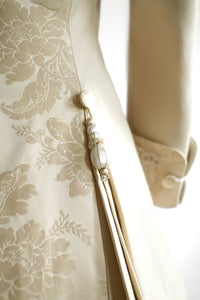 Gainsborough No.1 in Ivory back detail