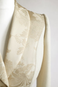 Gainsborough No.1 in Ivory front detail